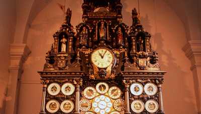 Cathedrale de Besancon Et Son Horloge Astronomique
