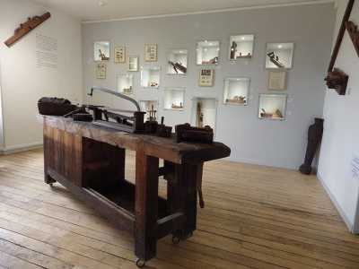 Chateau Montgobert - Musee du Bois