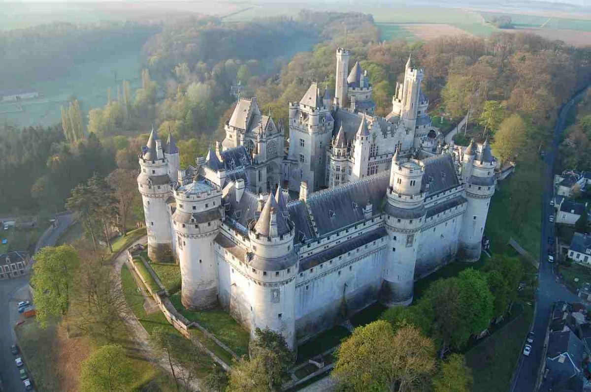 CHATEAU DE PIERREFONDS
