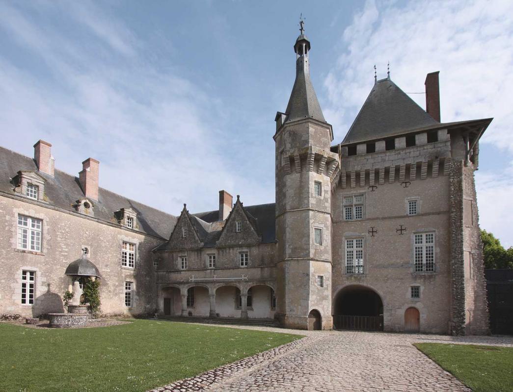 CHATEAU DE TALCY |  CHATEAUX IN FRANCE