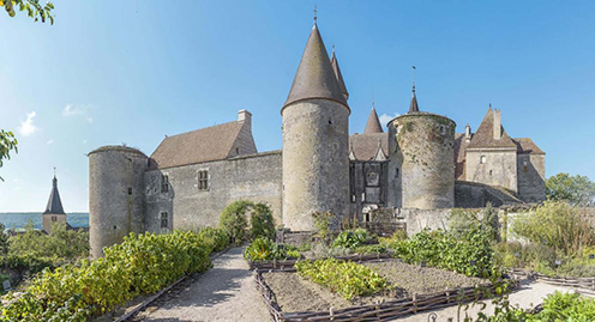 CHATEAU DU CHATEAUNEUF |  SCHLOSSER IN FRANKREICK