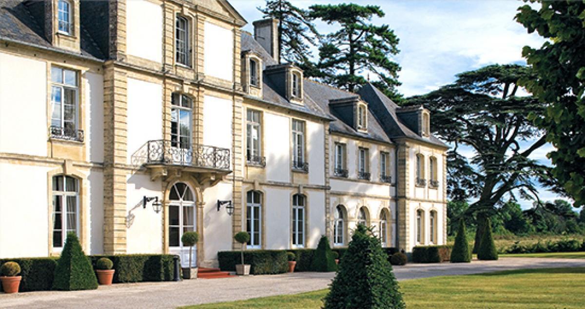 HOTEL CHATEAU DE SULLY |  CHATEAUX IN FRANCE