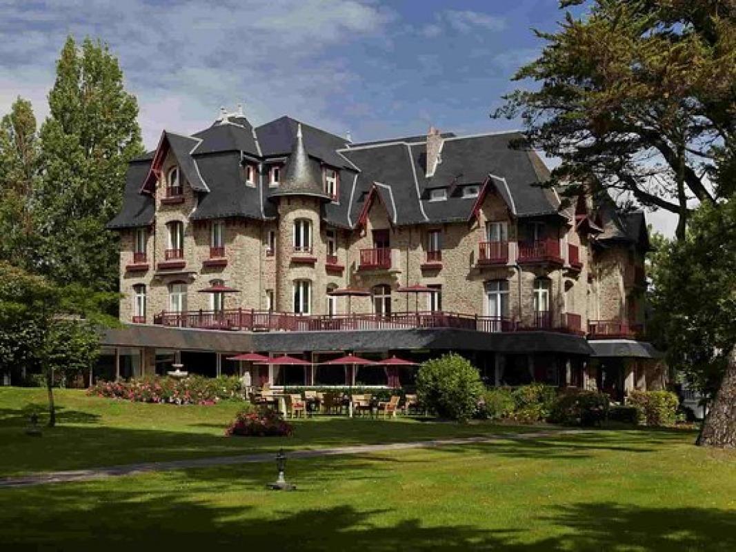 HOTEL LE CASTEL MARIE LOUISE |  CHATEAUX IN FRANCE