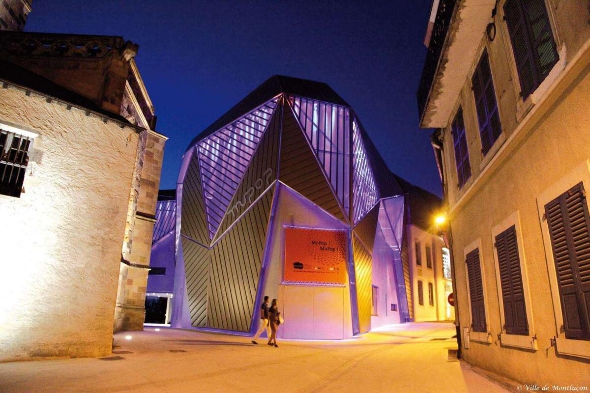 MUSEE DES MUSIQUES POPULAIRES |  CHATEAUX EN FRANCE