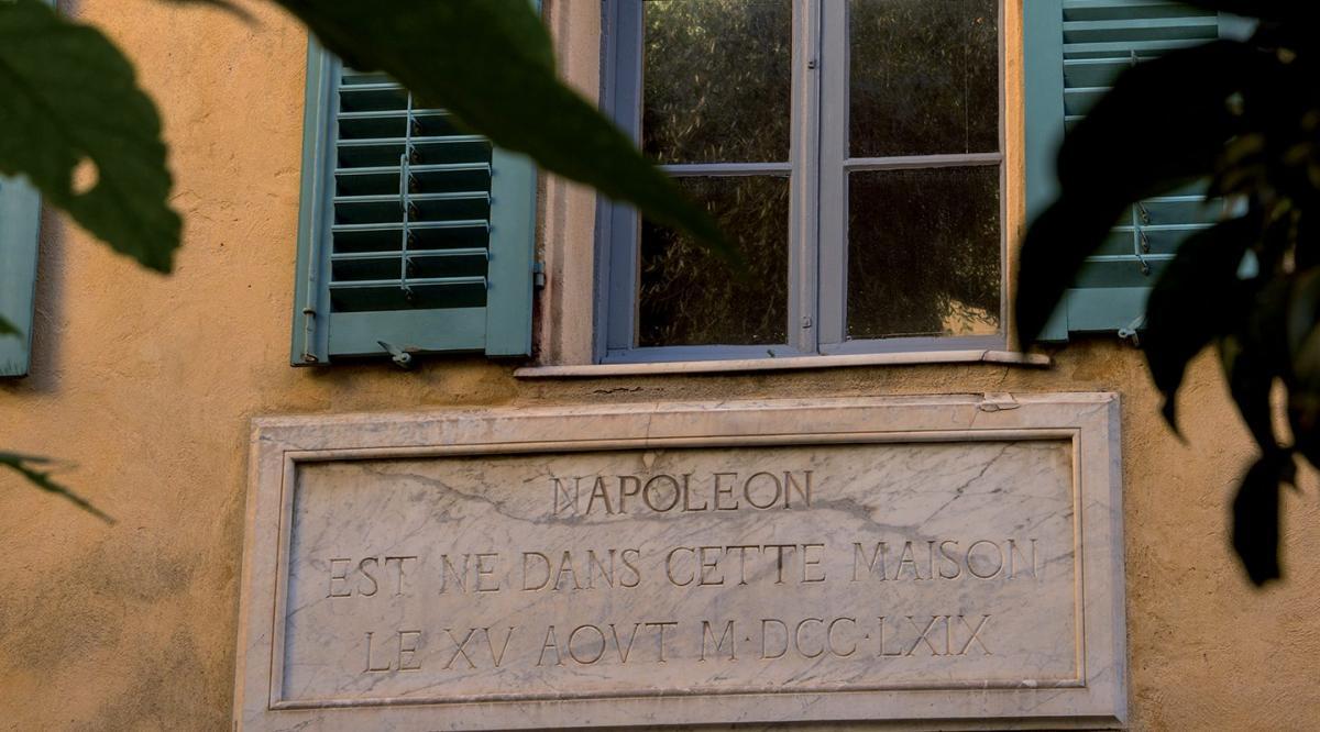 MUSEE DE LA MAISON BONAPARTE |  CHATEAUX IN FRANCE