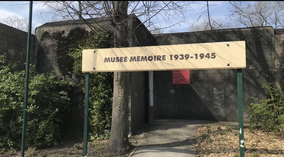 MUSEE DE MEMOIRE 39-45 |  SCHLOSSER IN FRANKREICK