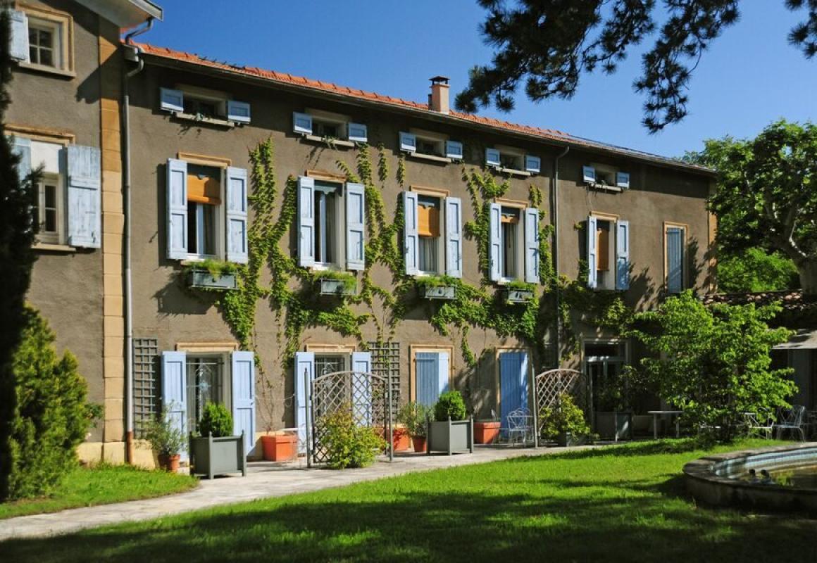 VILLA GAIA |  CHATEAUX IN FRANCE